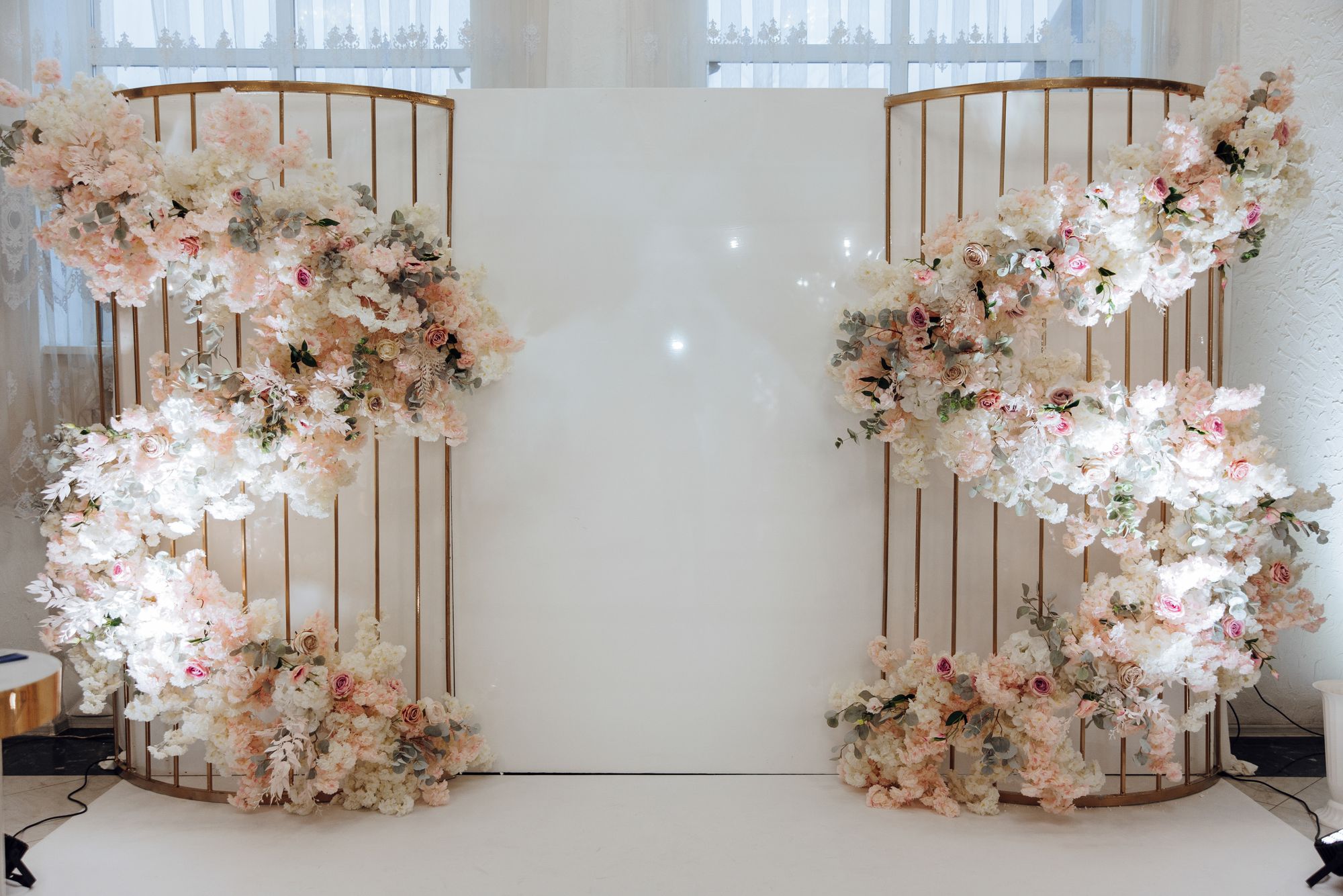 Decor Photocorner personalizat: Cum sa impresionezi invitatii la evenimente!