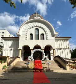 Arcadă florală deosebită