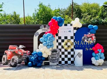 Photocorner aniversar cu tematică ATV & offroad