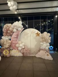 Photocorner de botez Ã®n tematicÄƒ â€žover the moonâ€,