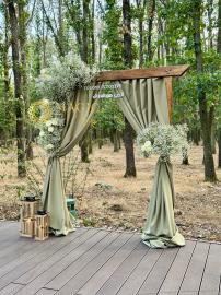 Photocorner de nuntă rustic-elegant