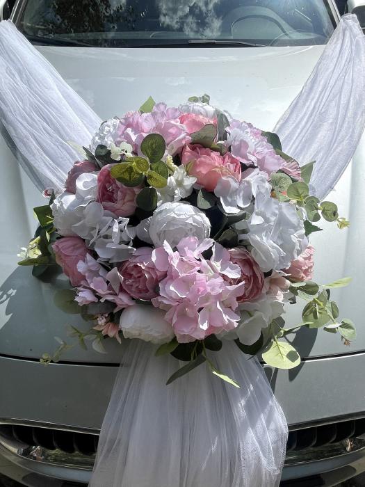 Aranjament de masina "Pink Touch"